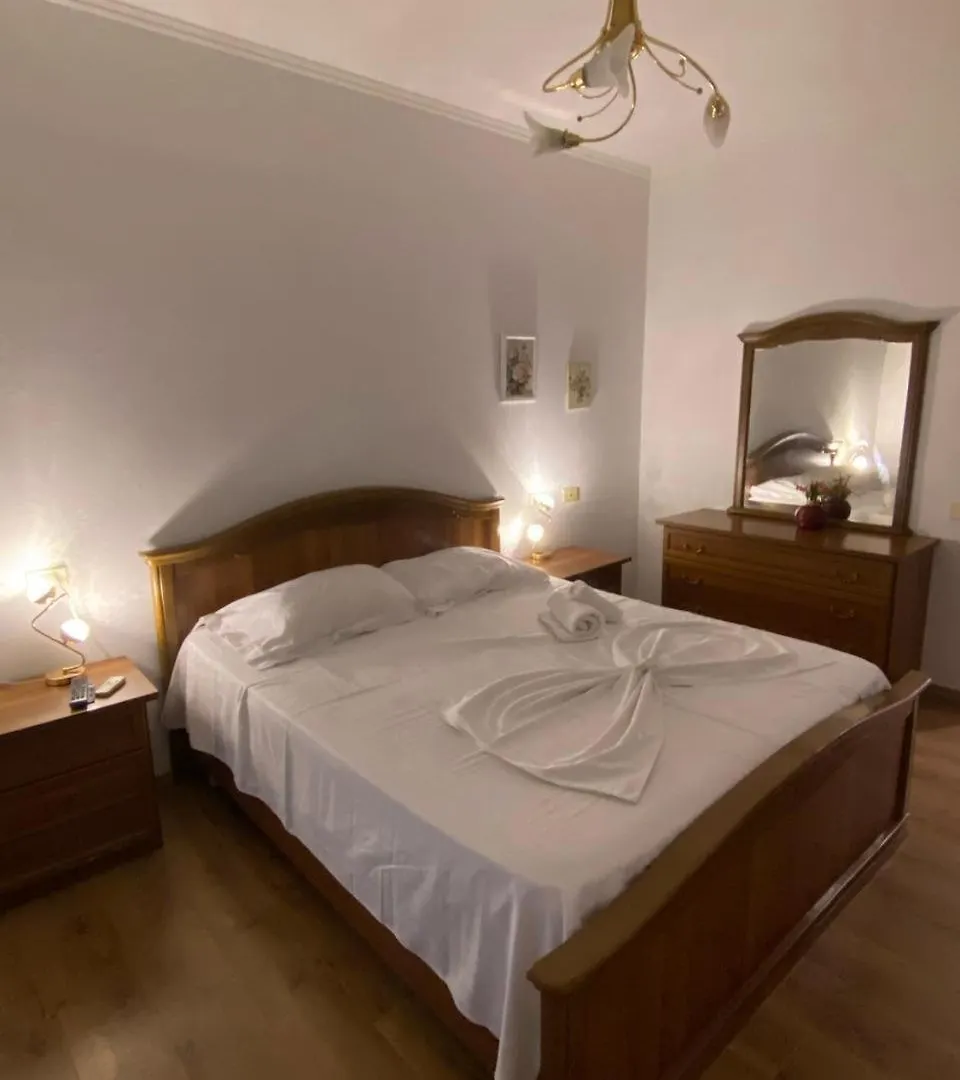 טיראנה Nest&Rest Studios